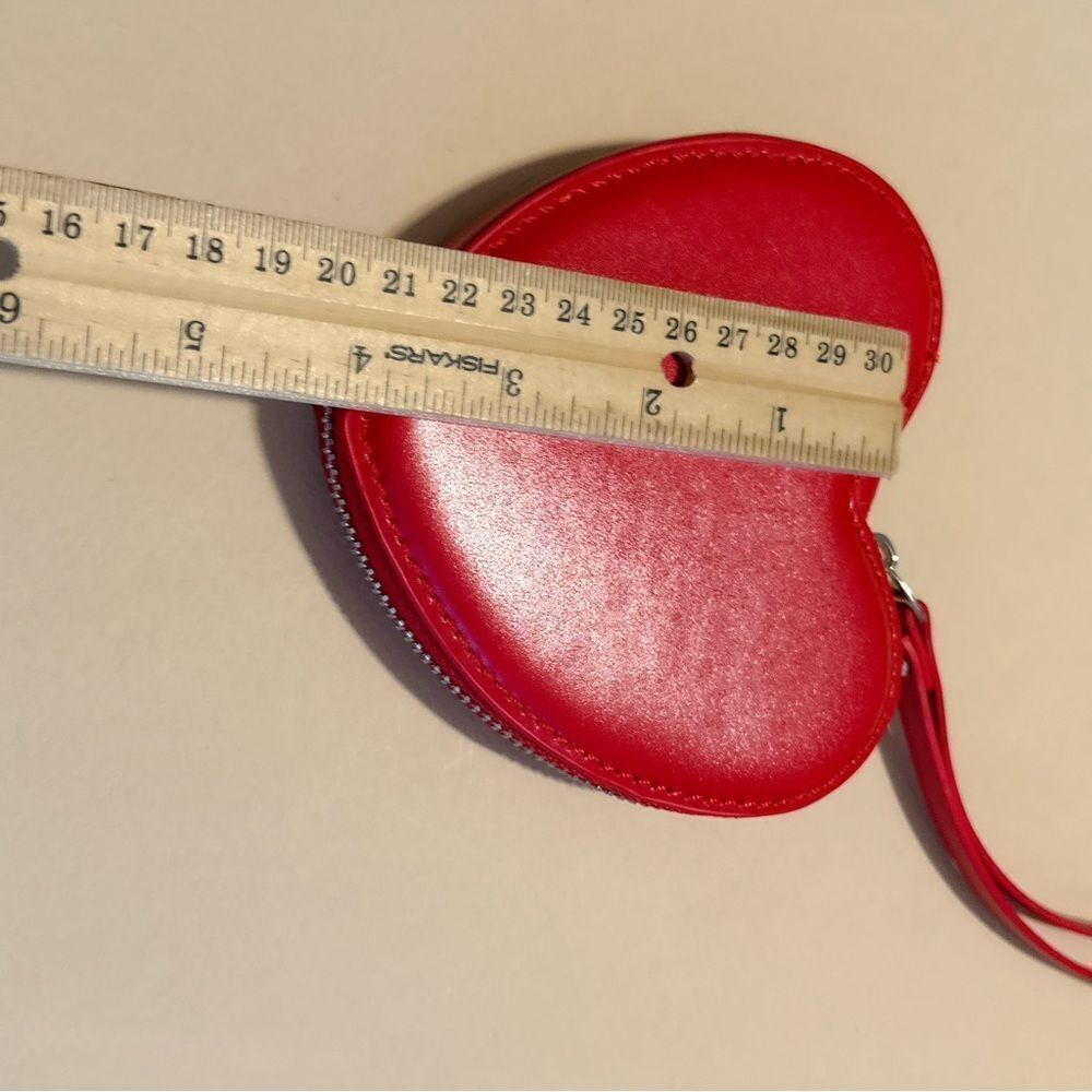 Heart-Shaped Red Wristlet W14 - Picture 3 of 5